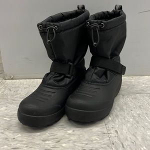 Northside 3M Thinsulated Water Resistant Ski Boot with reflection strip. Size 4